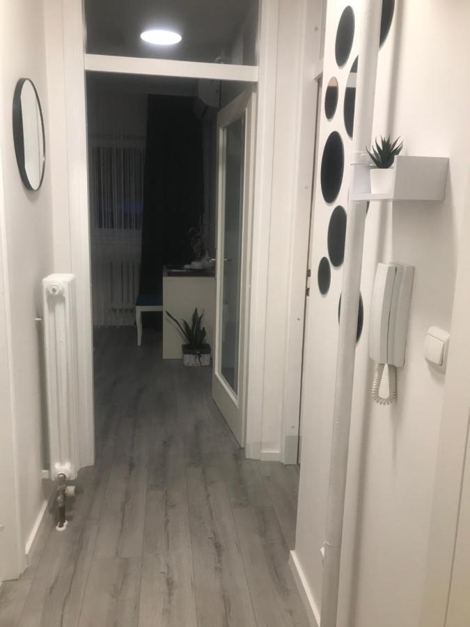 Apartman Vervis וואראז'דין מראה חיצוני תמונה