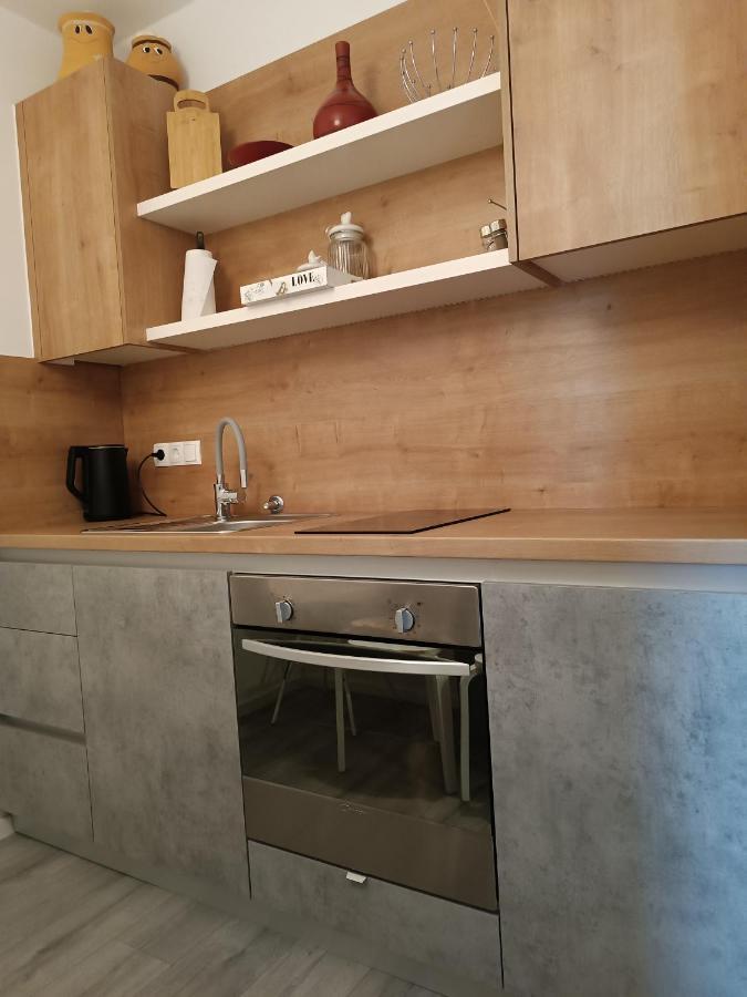 Apartman Vervis וואראז'דין מראה חיצוני תמונה
