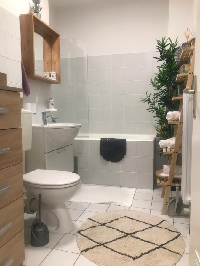 Apartman Vervis וואראז'דין מראה חיצוני תמונה