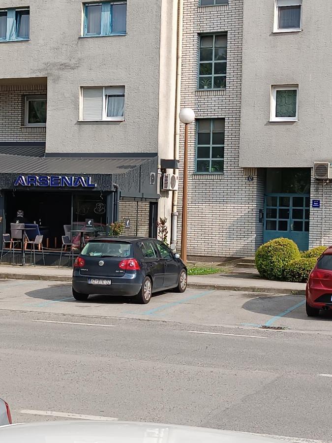 Apartman Vervis וואראז'דין מראה חיצוני תמונה